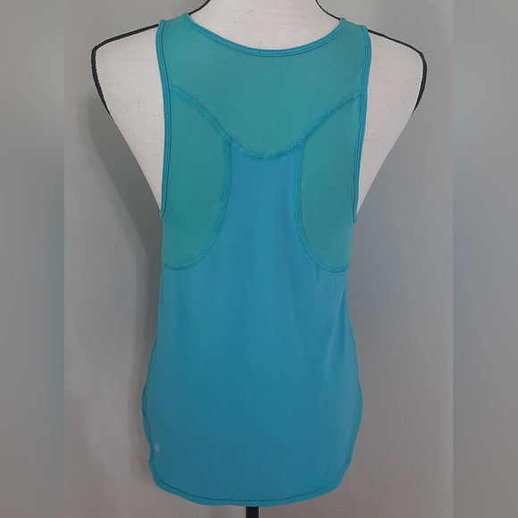 *FINAL SALE* Lululemon Essential Athletic Mesh Tank Top - Picture 2 of 5